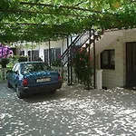 Knez Daire