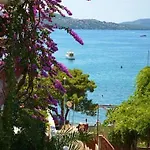 Knez * Trogir
