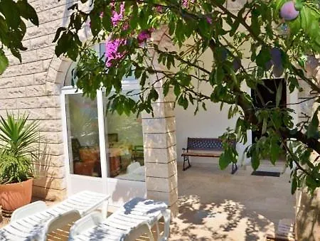 Knez * Trogir