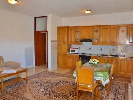 Knez Апартаменты Трогир