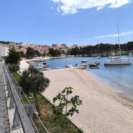 Knez Апартаменты Трогир